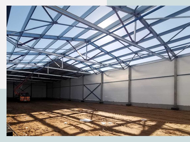 Строительство сенохранилищ в Белогорске