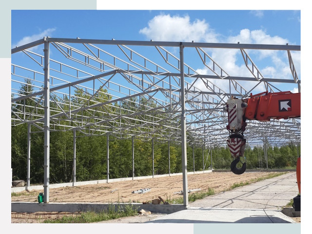 Строительство конюшен в Белогорск от 612 руб. под ключ