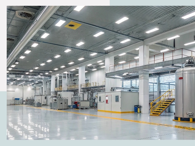 Освещение ангаров в Белогорске от 612 руб. - Эффективные решения